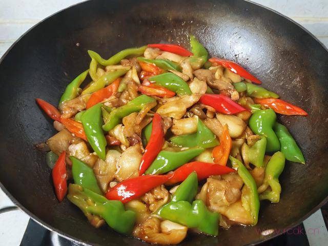 菜椒怎么做好吃家常菜,菜椒怎么做好吃家常菜视频