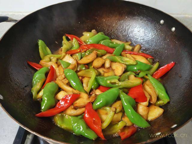 菜椒怎么做好吃家常菜,菜椒怎么做好吃家常菜视频