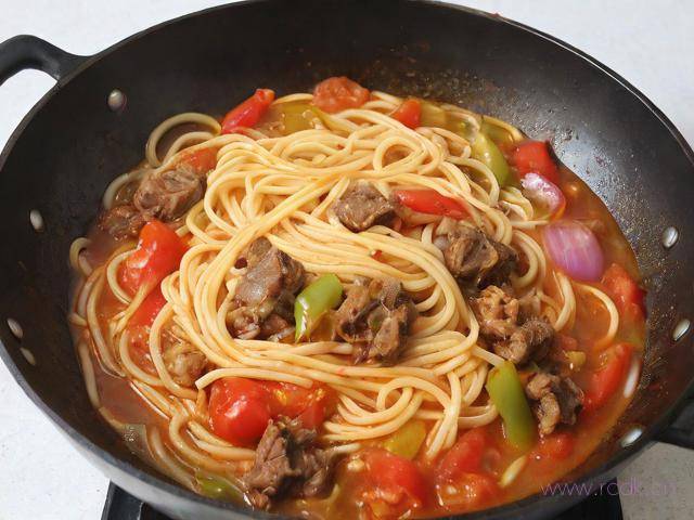 新疆拌面菜怎么炒,新疆拉条子拌面配菜