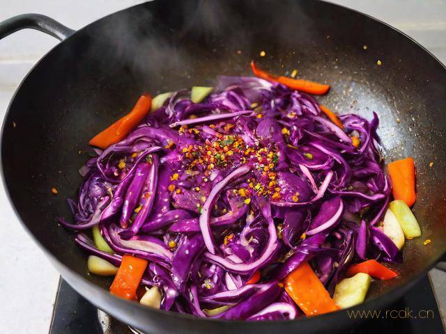 紫色的菜怎么做好吃,紫色菜的做法大全图解