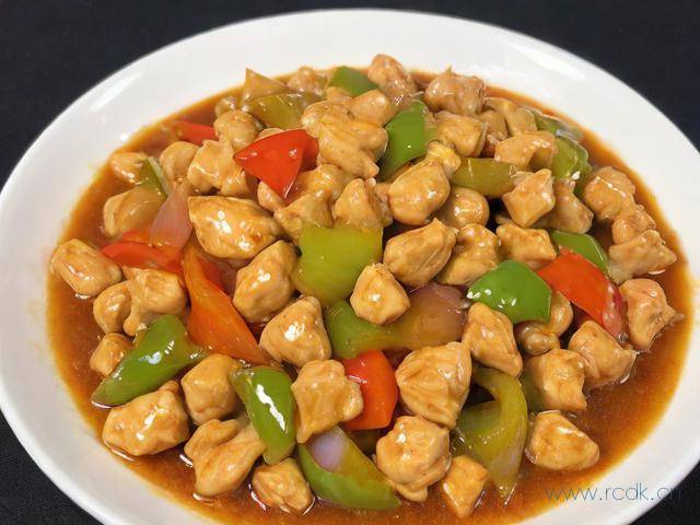 鸡丁怎么做好吃家常菜,鸡丁怎么做好吃滑嫩