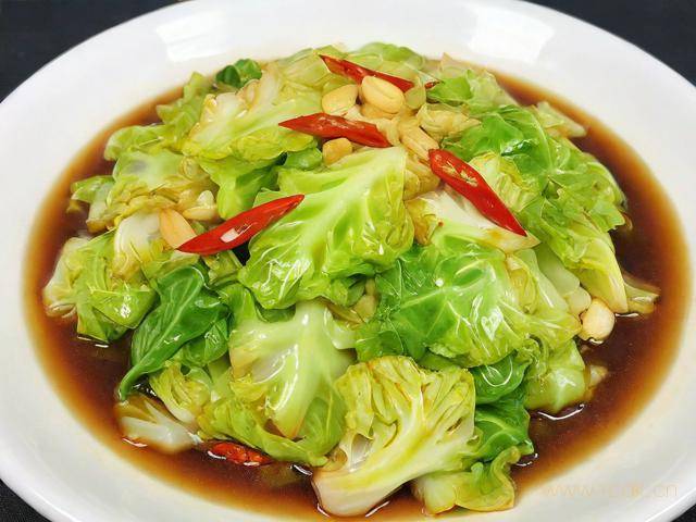 爆炒甘蓝菜怎么做好吃,爆炒甘蓝菜怎么做好吃窍门